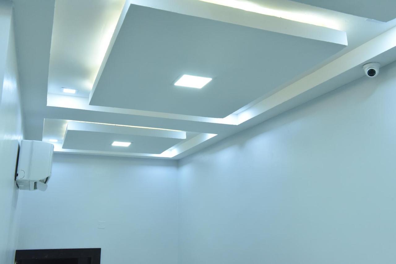 Urban Metro Inn Lagos Ngoại thất bức ảnh